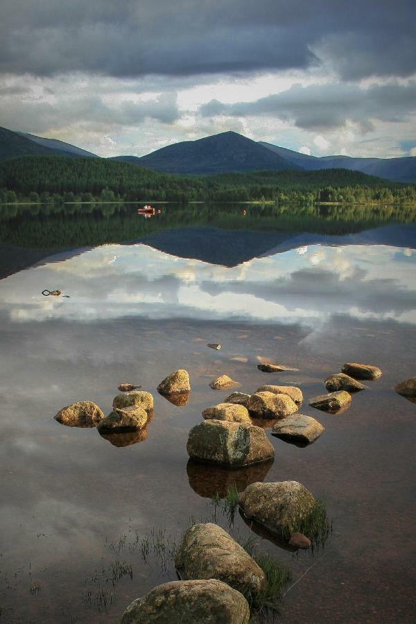 Tigh Na Lochan Aviemore Bagian luar foto